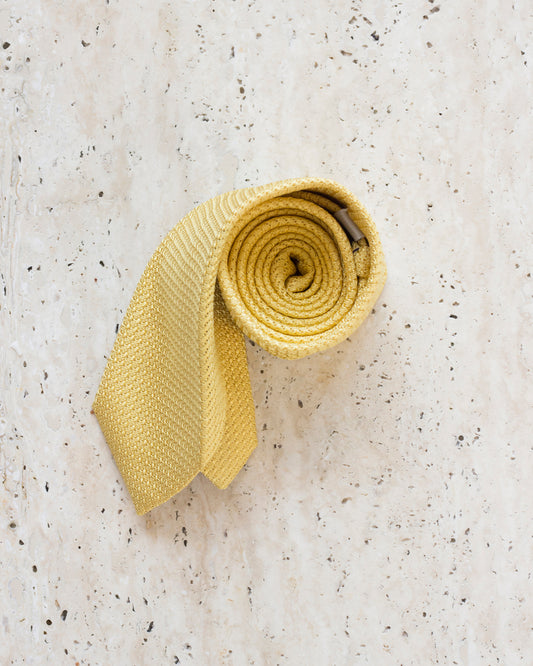 Żółty krawat z grenadyny