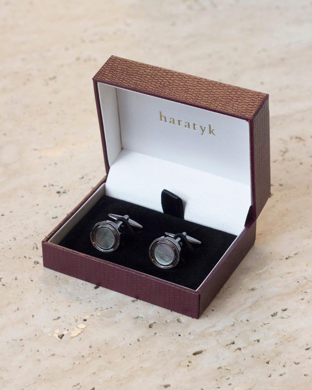 Srebrne spinki do mankietów z masą perłową