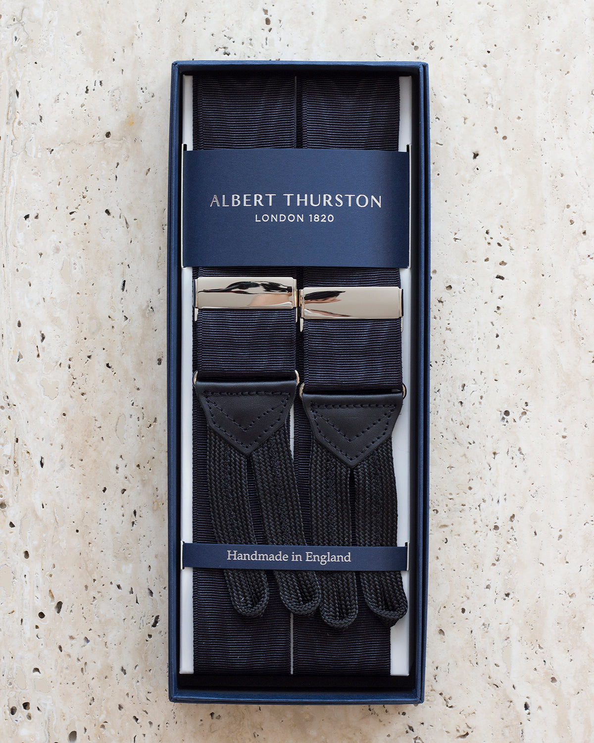 Czarne szelki z mory jedwabnej II - Albert Thurston